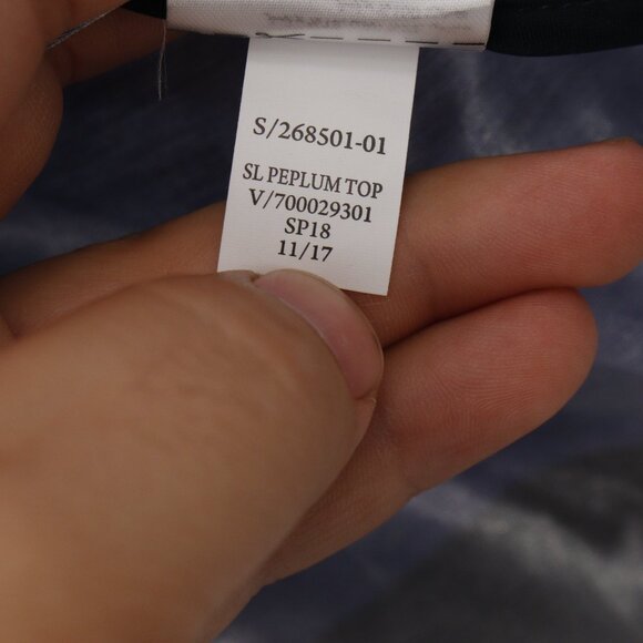 NWT Banana Republic Blouse womens 4 Striped Peplum Top Shimmer Sleeveless blue - Picture 6 of 9